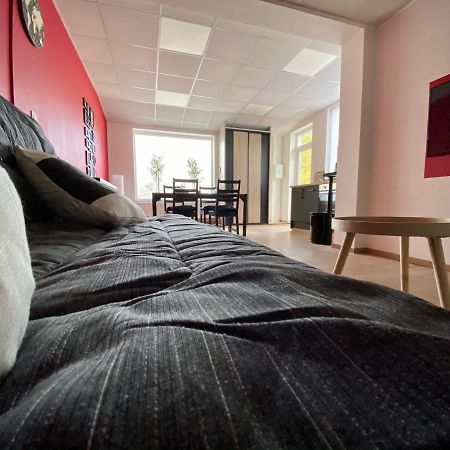 Logements Equipes A Onnaing Avec Espace Balneo En Option Proche Toyota, Autoroute Et Valenciennes Exteriér fotografie