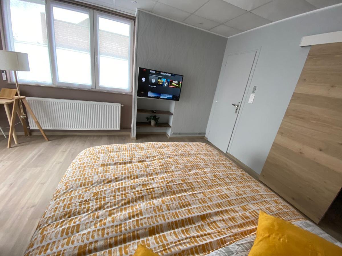 Logements Equipes A Onnaing Avec Espace Balneo En Option Proche Toyota, Autoroute Et Valenciennes Exteriér fotografie